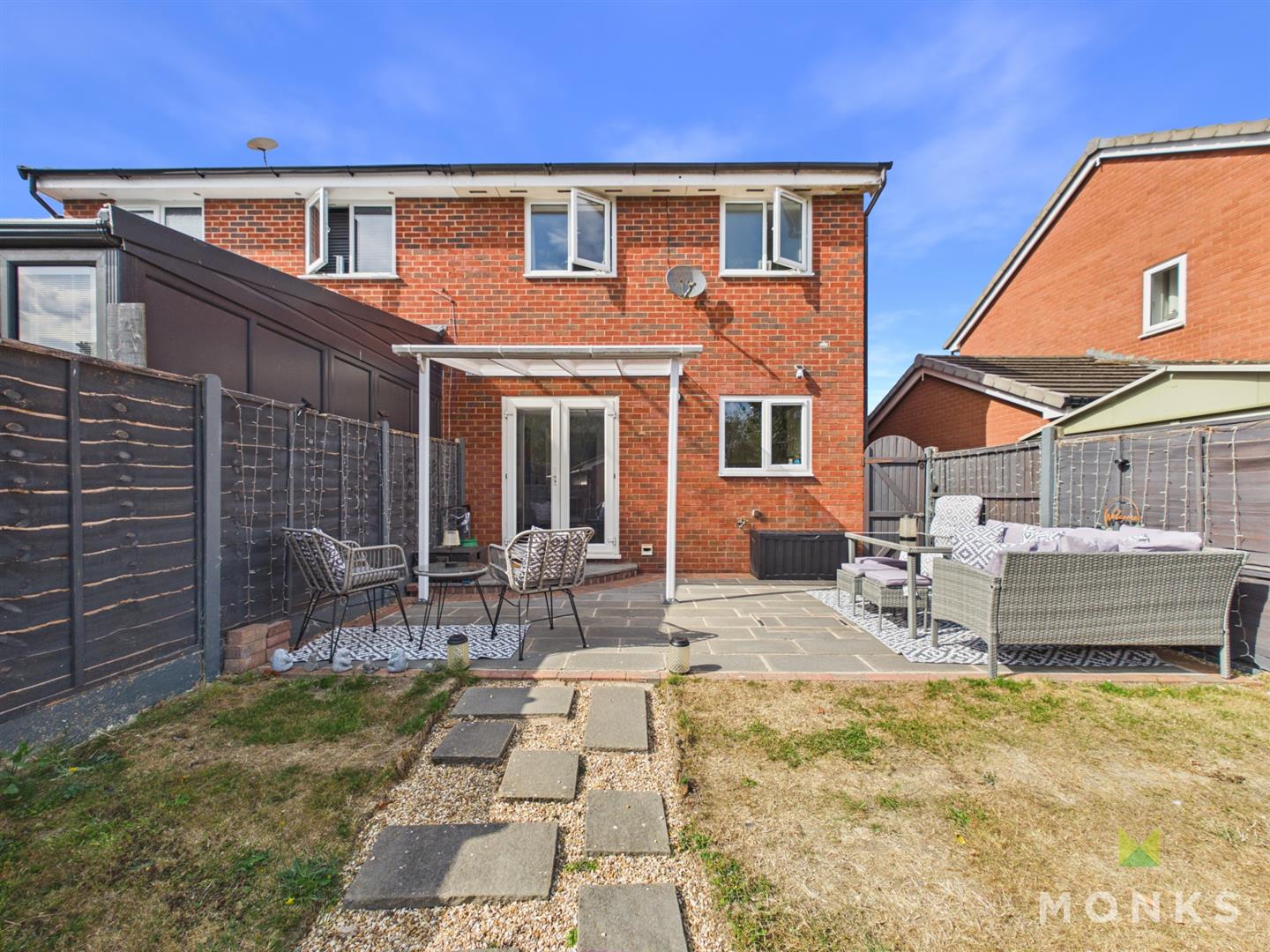 76 Maple Avenue, Oswestry, SY11 2SE For Sale